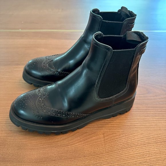 Prada Boots - Picture 5 of 7